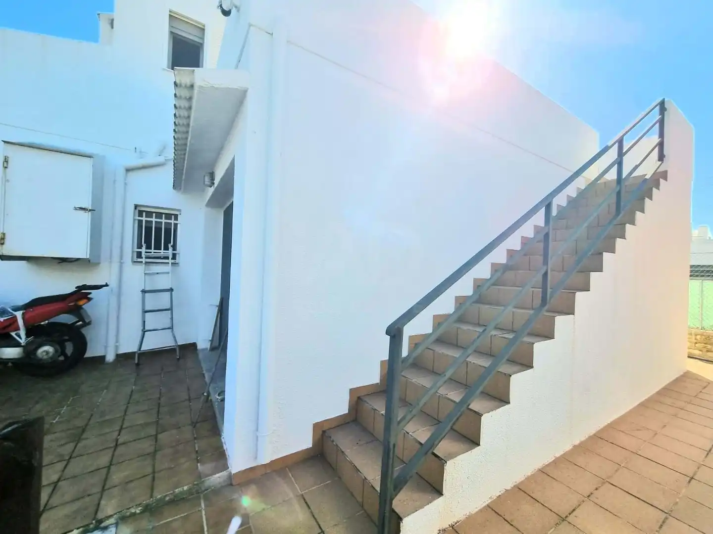 Vista exterior de Casa o xalet en venda en L'Ametlla de Mar  amb Aire condicionat, Calefacció i Terrassa