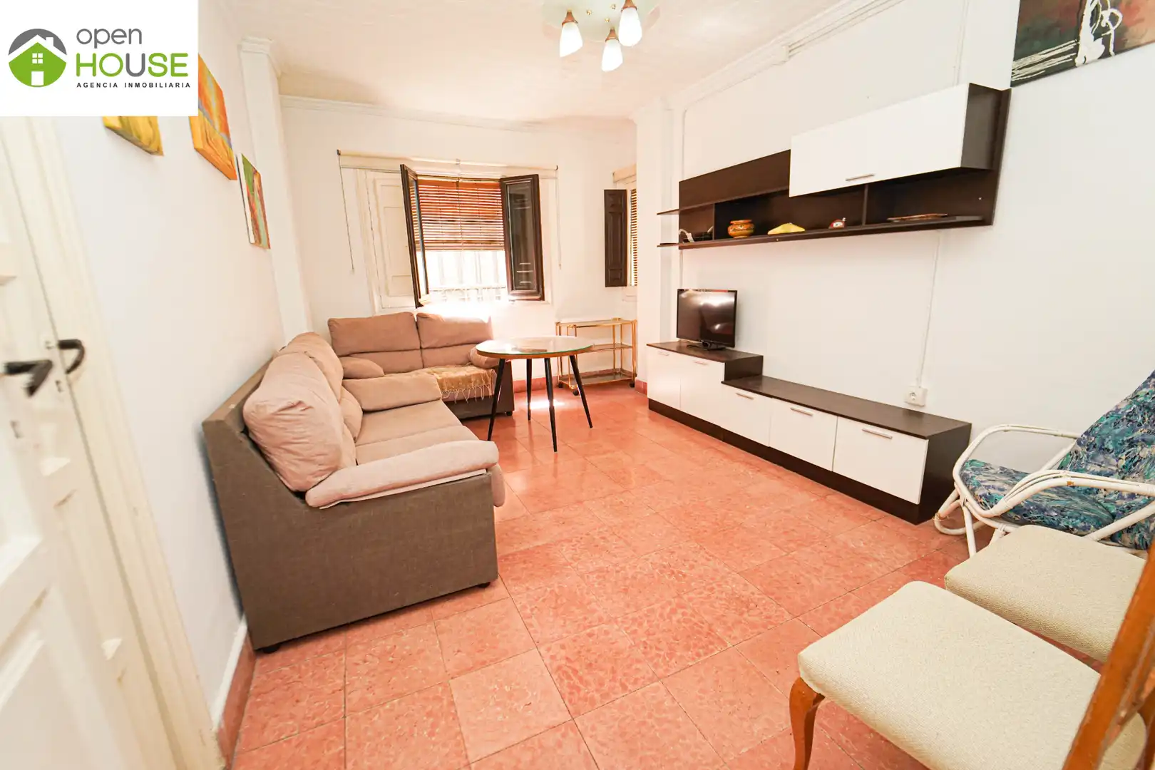 Living room of Flat for rent in Granada  with Furnished, Washing machine and Microwave