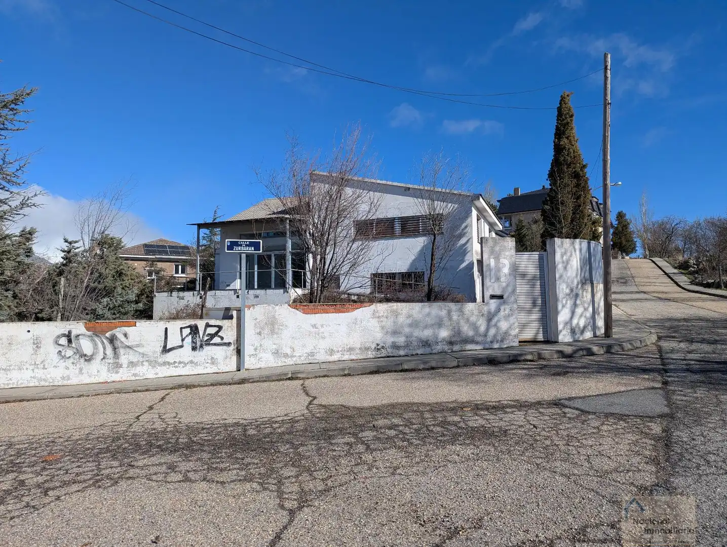 Vista exterior de Casa o chalet en venta en Becerril de la Sierra con Terraza, Trastero y Alarma