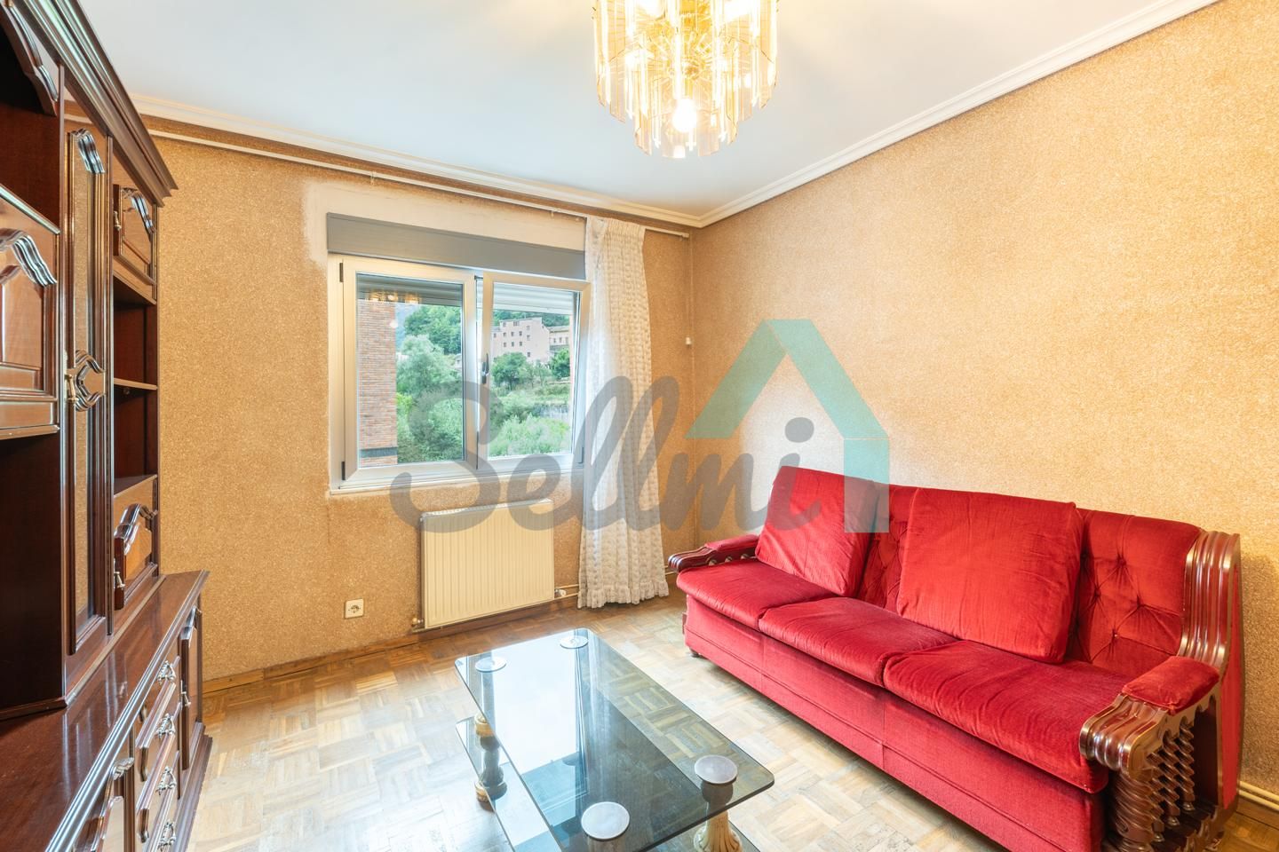 Sala de estar de Piso en venta en Aller con Calefacción, Parquet y Terraza