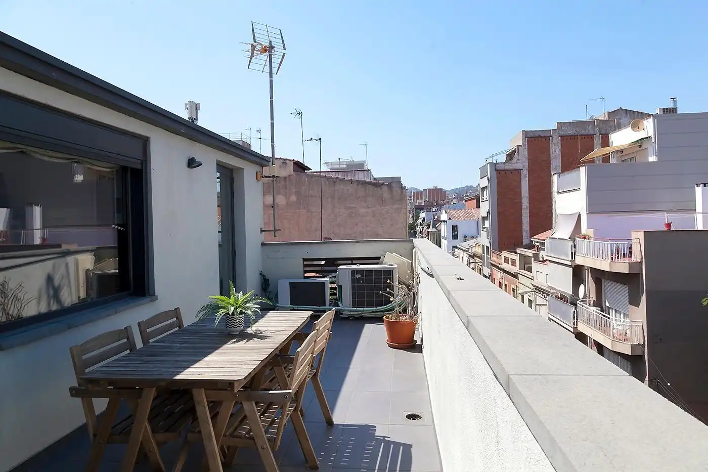 Terrassa de Casa o xalet en venda en Badalona amb Aire condicionat, Calefacció i Parquet
