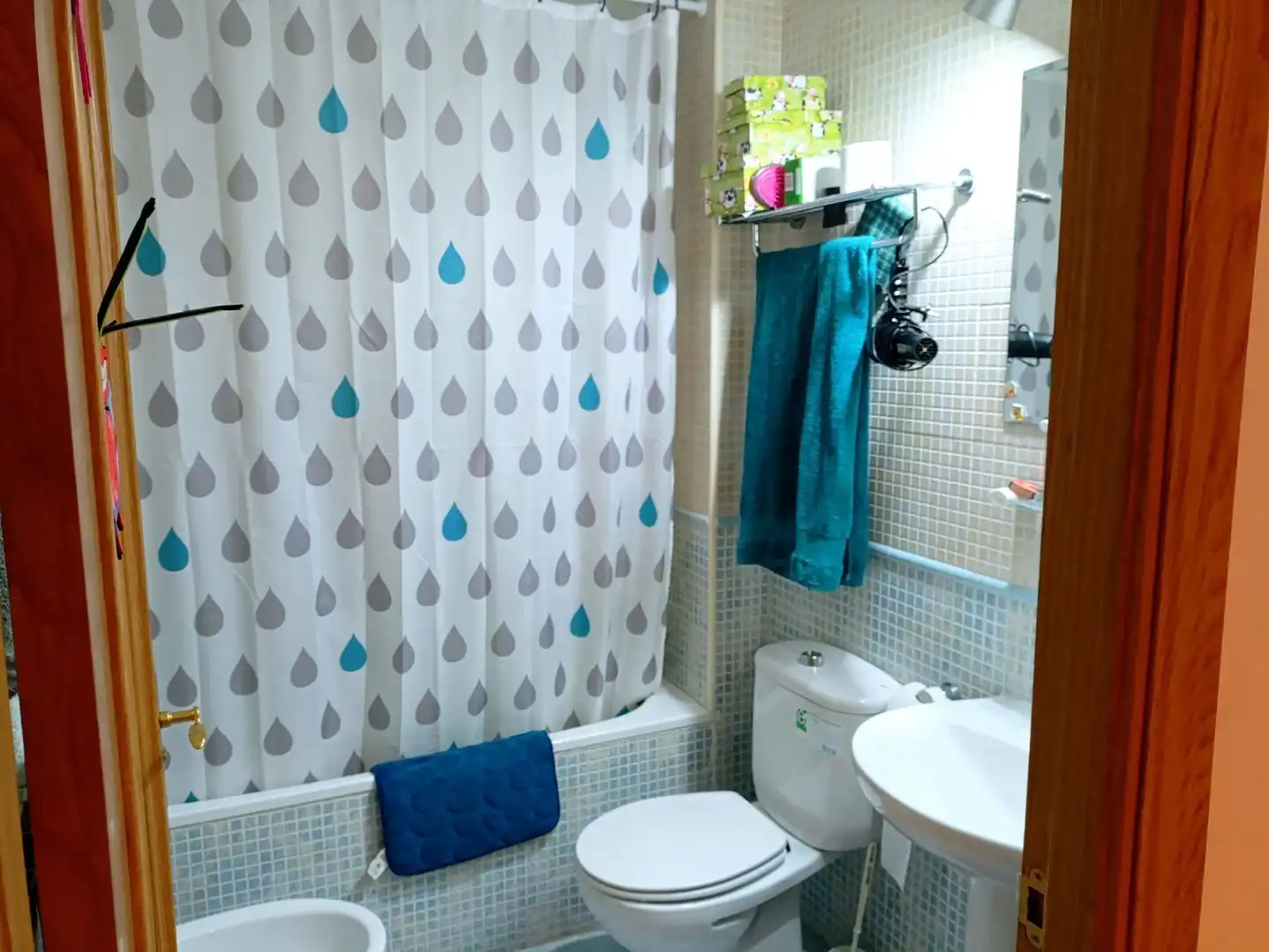 Baño de Piso en venta en Castejón de Sos con Calefacción, Terraza y Trastero