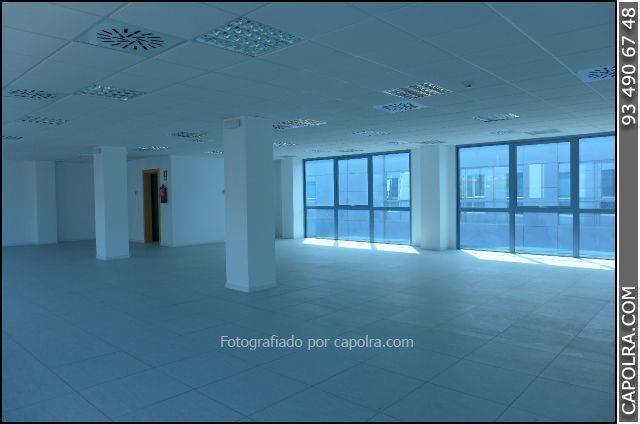 Oficina en Alquiler en frederic mompou en Centre