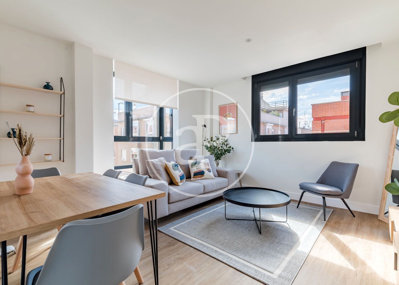 Sala de estar de Piso de alquiler en  Madrid Capital con Aire acondicionado, Calefacción y Amueblado