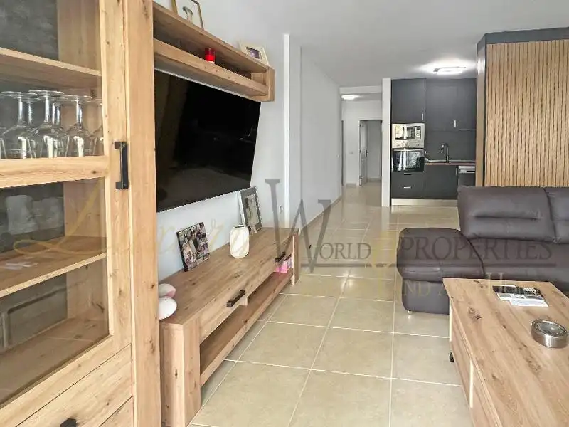 Wohnzimmer von Dachboden zum Verkauf in Arona mit Klimaanlage, Terrasse und Abstellraum