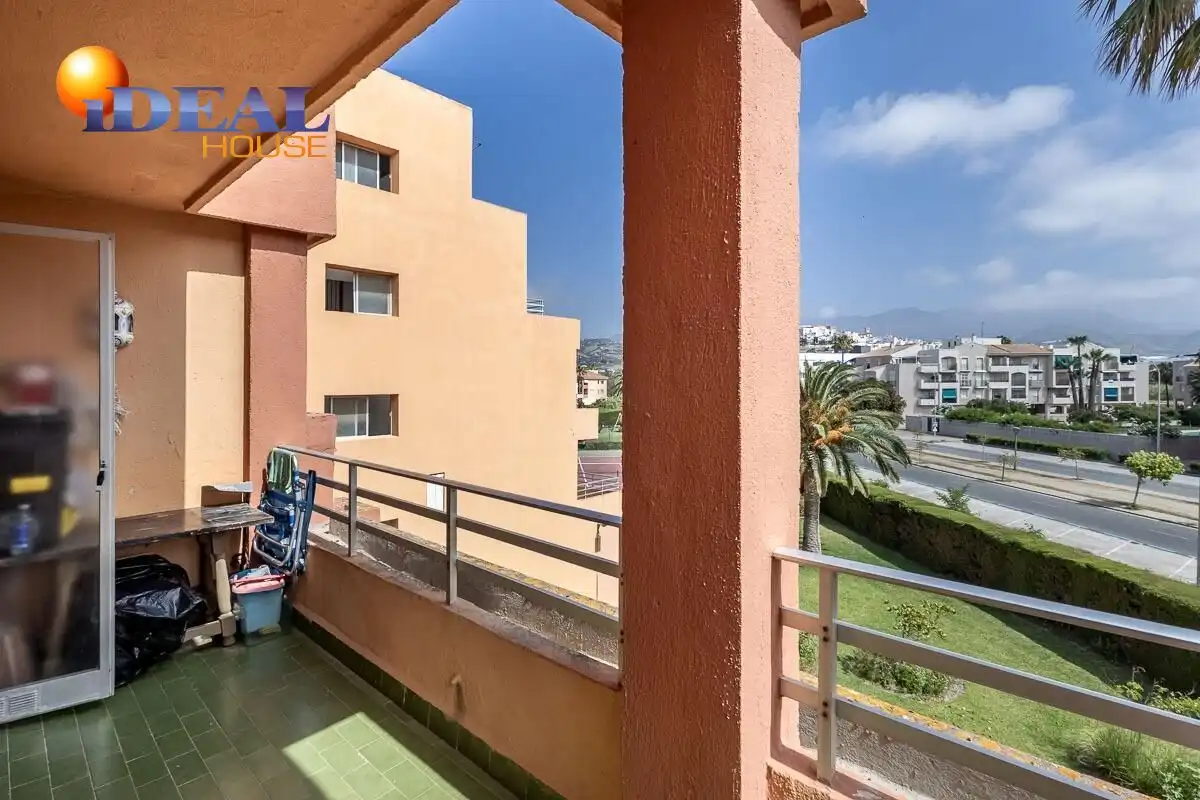 Dúplex amb piscina en venda a Salobreña Costa, imagen 6