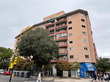 Piso con balcón en venta en Avenida de la Almozara