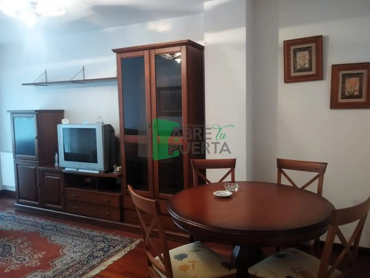Sala d'estar de Pis en venda en Ourense Capital  amb Aire condicionat, Calefacció i Parquet