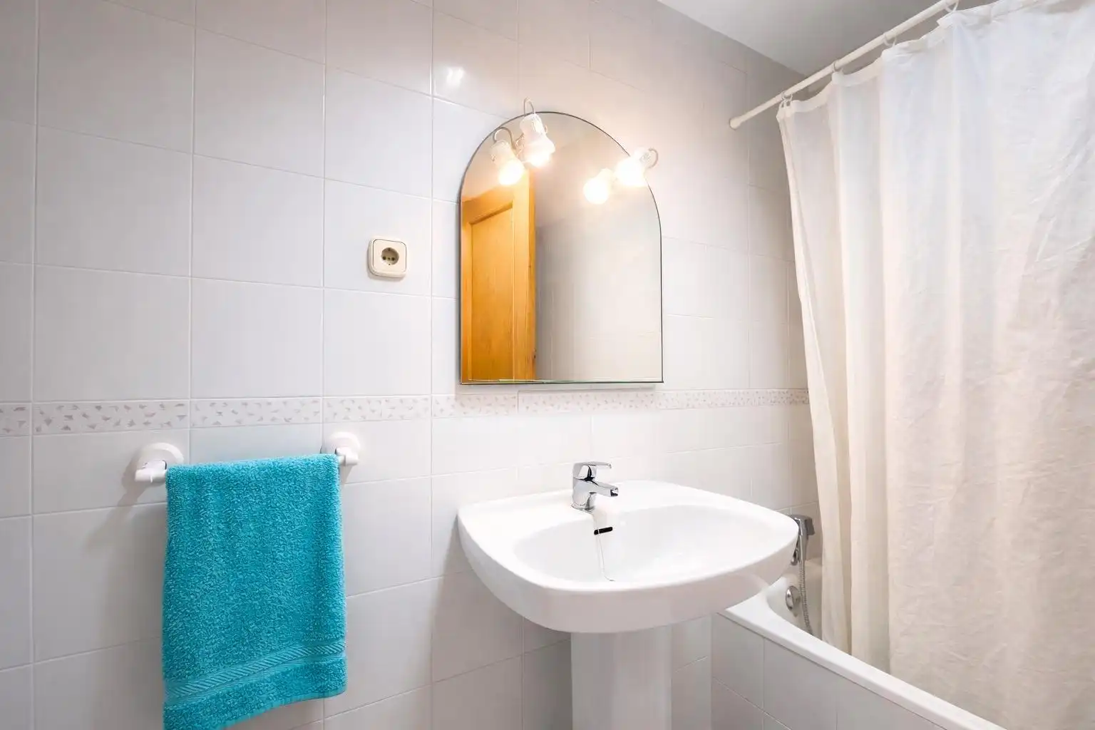 Baño de Piso en venta en Rubite con Terraza
