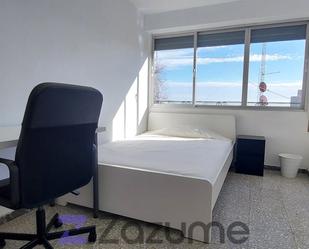 Bedroom of Flat to share in  Barcelona Capital  with Furnished, Oven and Washing machine