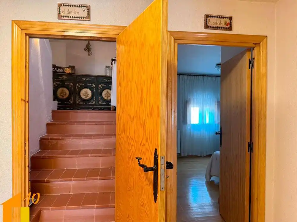 Houses for sale in Villaldemiro  with Heating, Storage room and Furnished