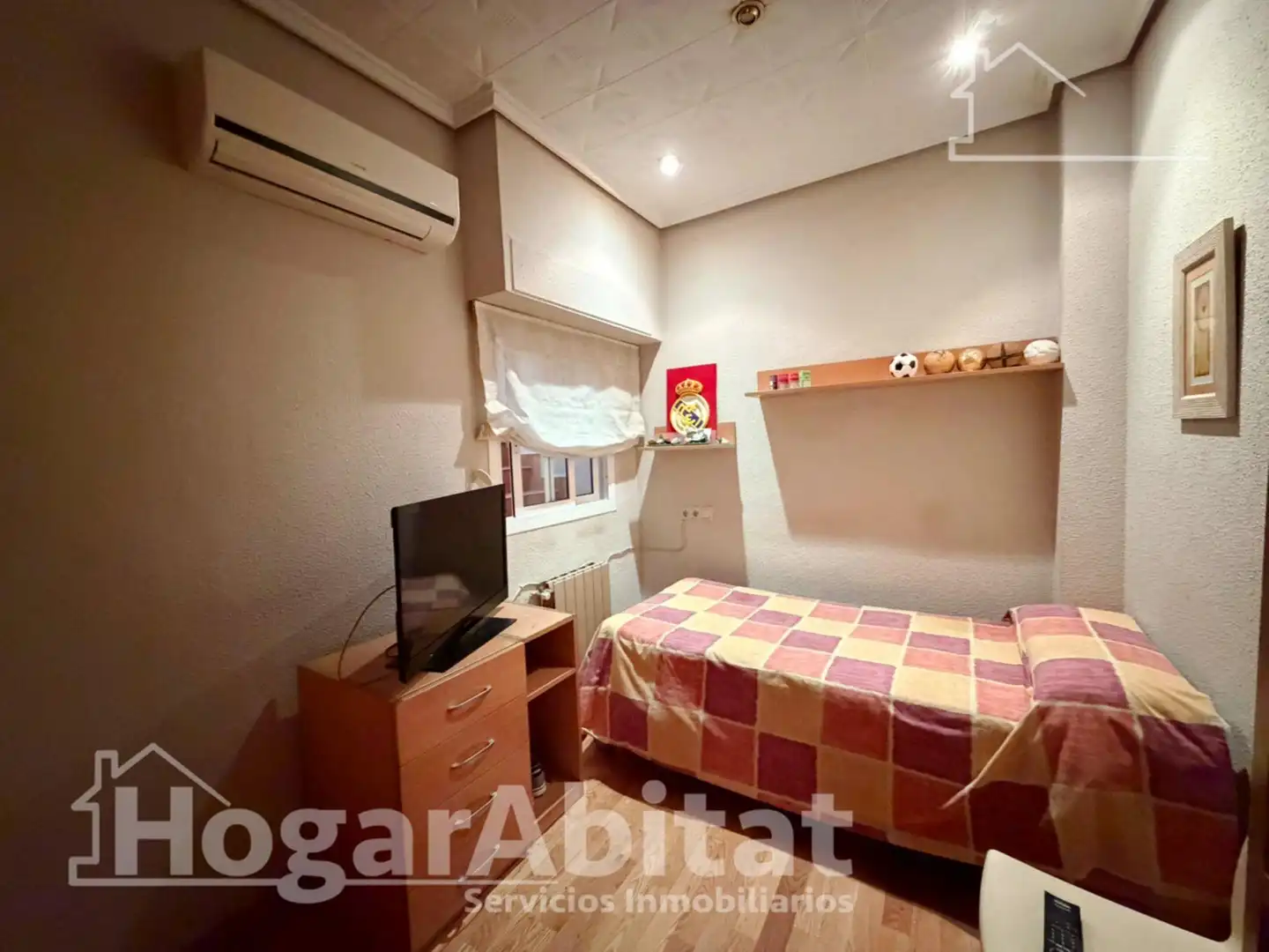 Habitación de Casa o chalet en venta en Paterna con Aire acondicionado, Calefacción y Terraza