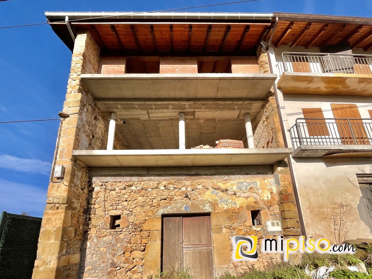 Exterior view of House or chalet for sale in Laredo  with Heating and Terrace