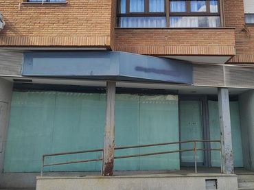 Local commercial à vendre à Las Ventas Con Peña Aguilera