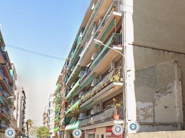 Pis amb balcó en venda a Carrer de Molina del Palau 19