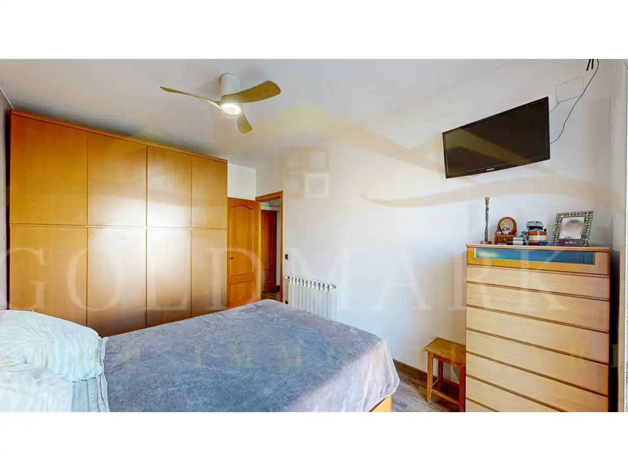 Habitación de Piso en venta en Sant Vicenç Dels Horts con Aire acondicionado, Calefacción y Parquet