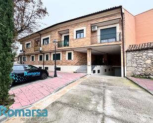 Exterior view of Garage for sale in Candeleda