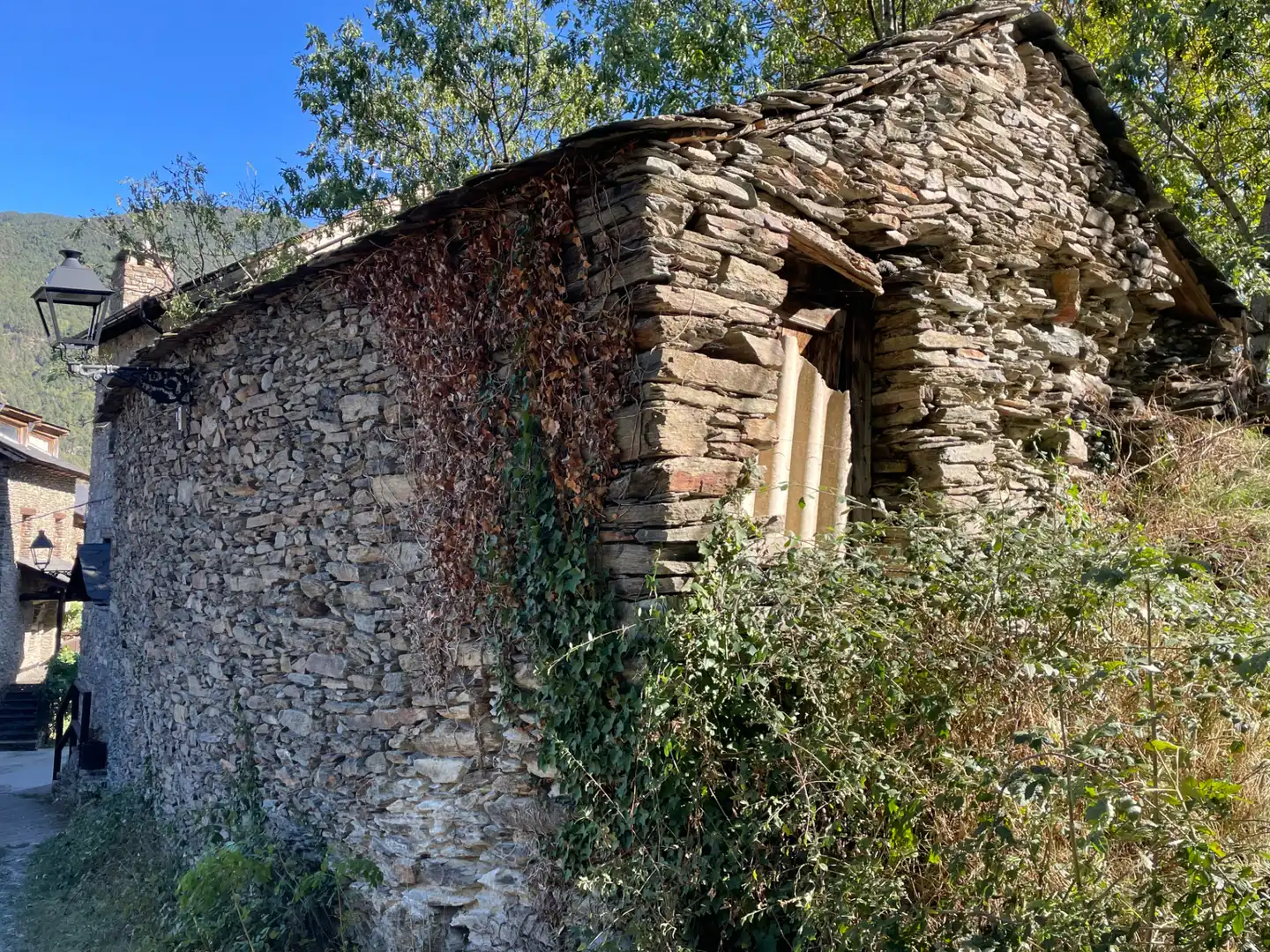 Casa rústica amb terrassa en venda a Carrer Cuco-surri 13, imagen 7