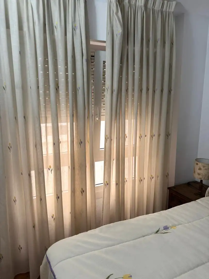 Habitación de Apartamento en venta en Torrevieja con Aire acondicionado, Trastero y Amueblado