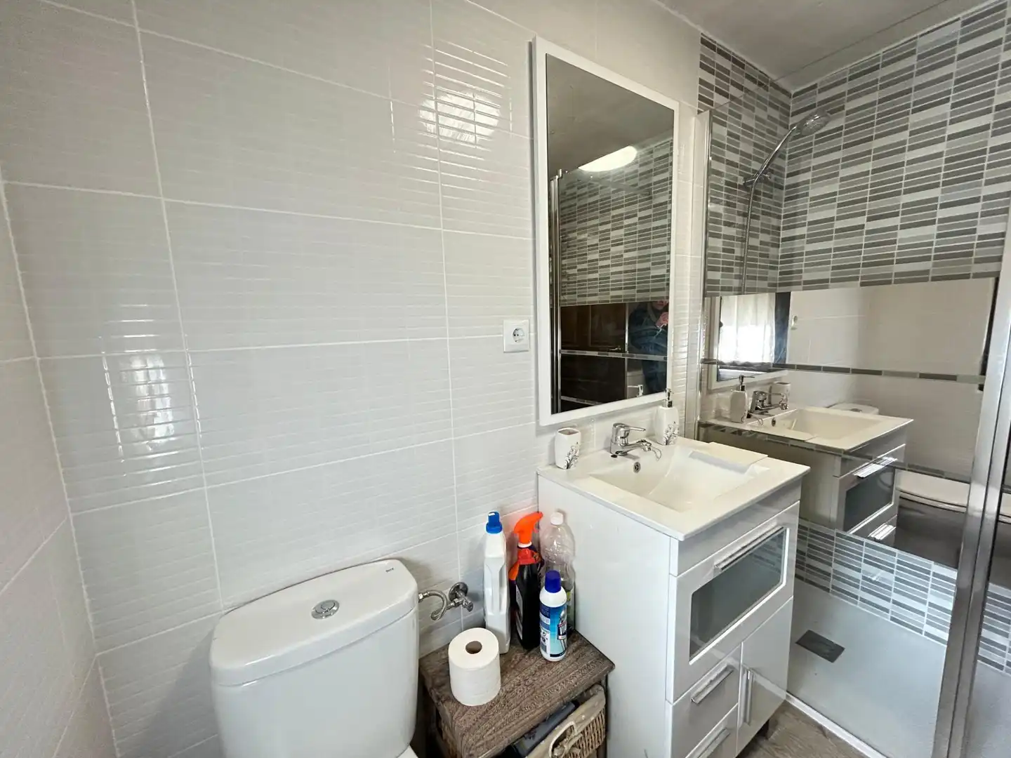 Bathroom of Houses for sale in Loranca de Tajuña