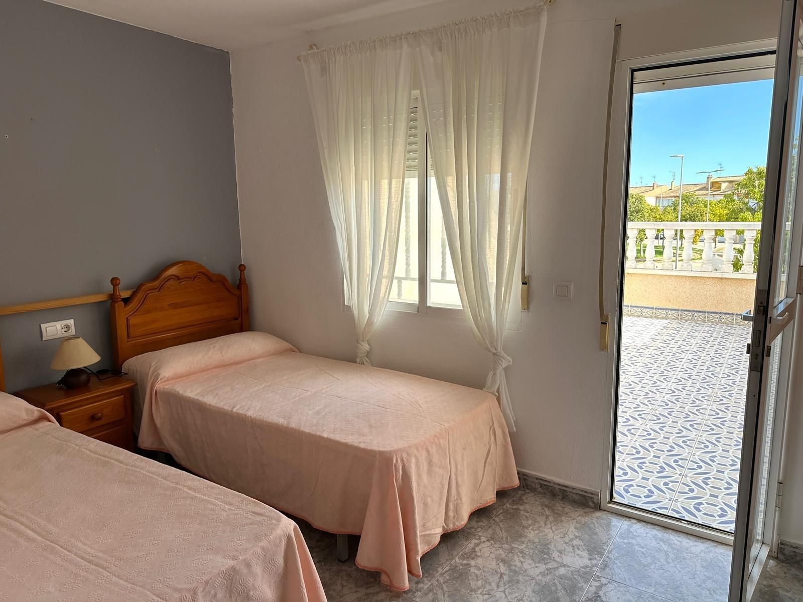 Dormitori de Casa o xalet en venda en Los Alcázares amb Jardí privat, Terrassa i Balcó