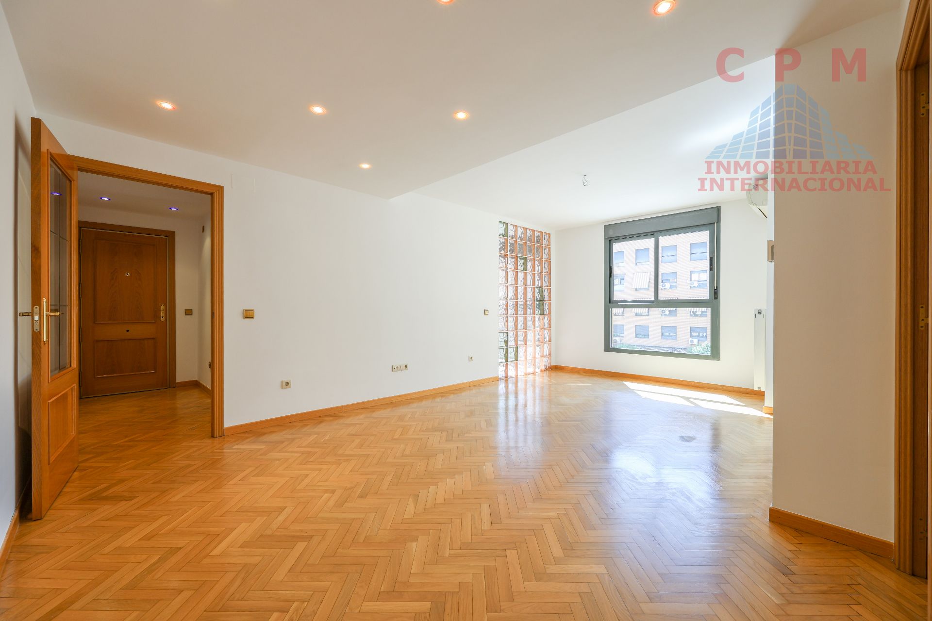 Sala d'estar de Pis de lloguer en Coslada amb Aire condicionat, Calefacció i Parquet