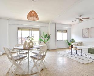Living room of Flat for sale in Burjassot  with Balcony
