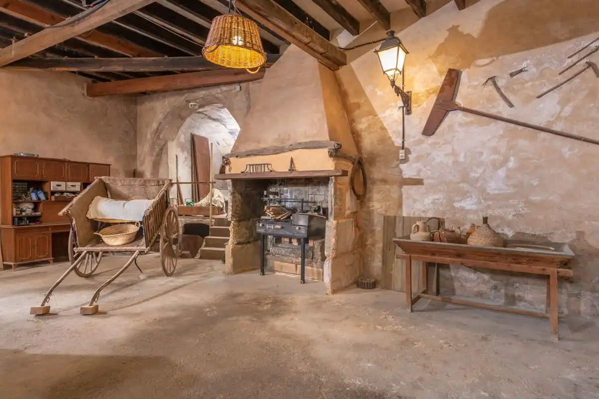 Landhaus zum Verkauf in Ciutat 84, imagen 9