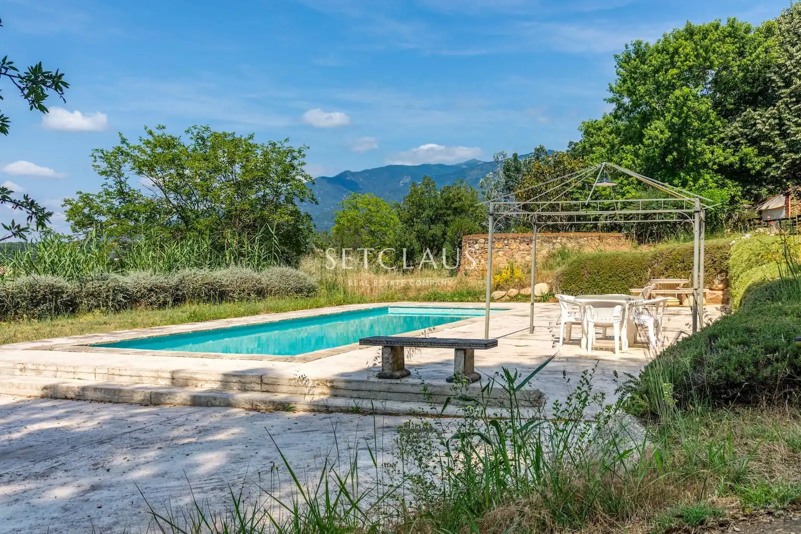 Piscina de Finca rústica en venda en Sant Feliu de Buixalleu amb Aire condicionat, Calefacció i Terrassa