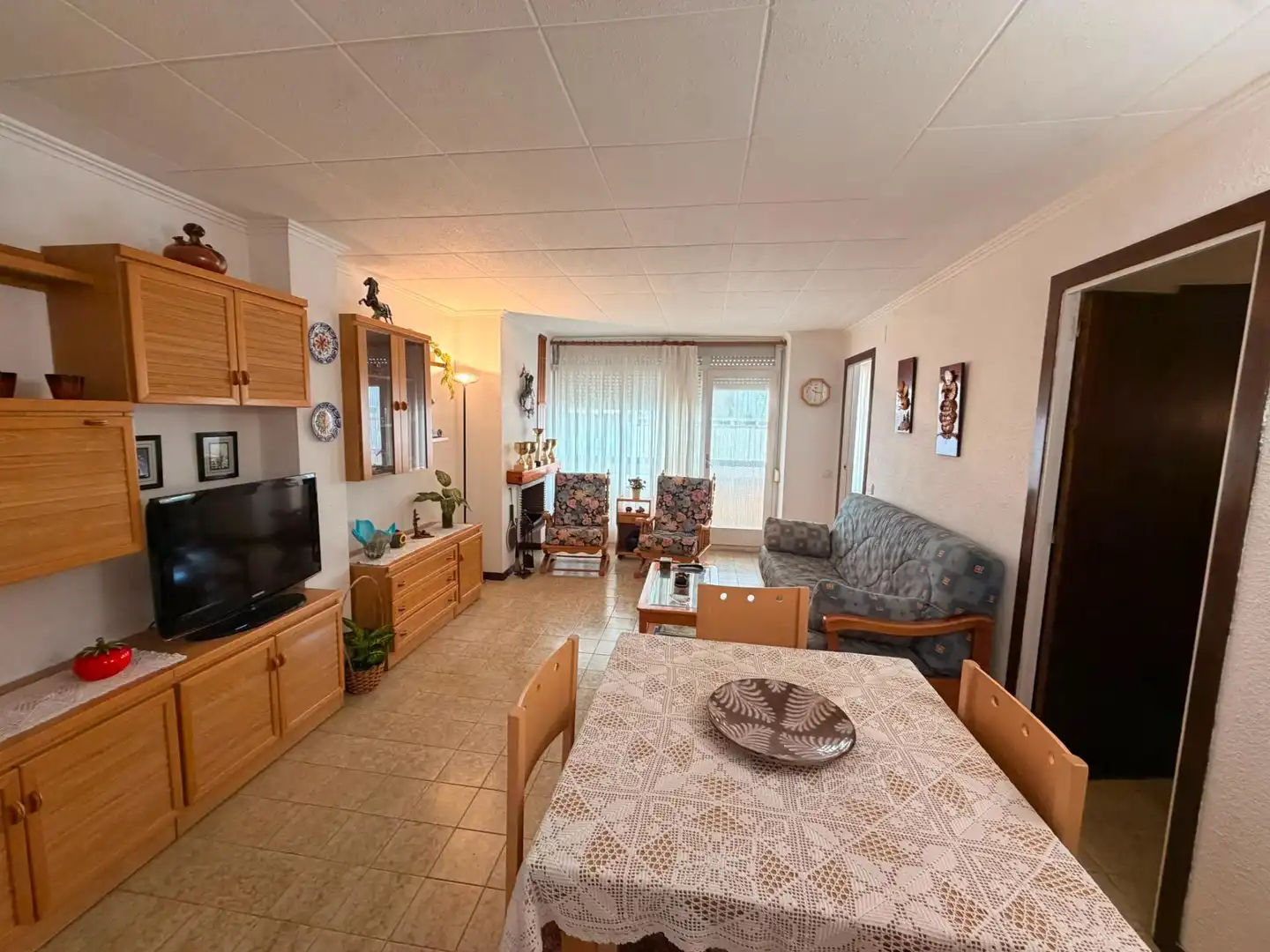 Sala d'estar de Pis en venda en Pineda de Mar amb Balcó i Piscina comunitària