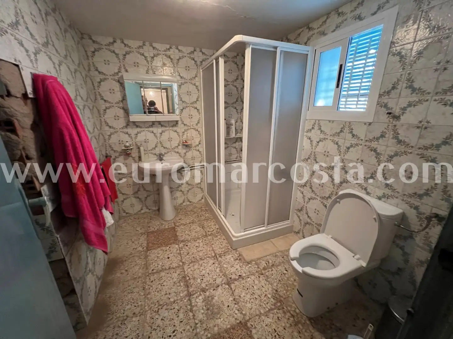 Bathroom of Country homes for sale in Elche / Elx  with Private garden and Furnished