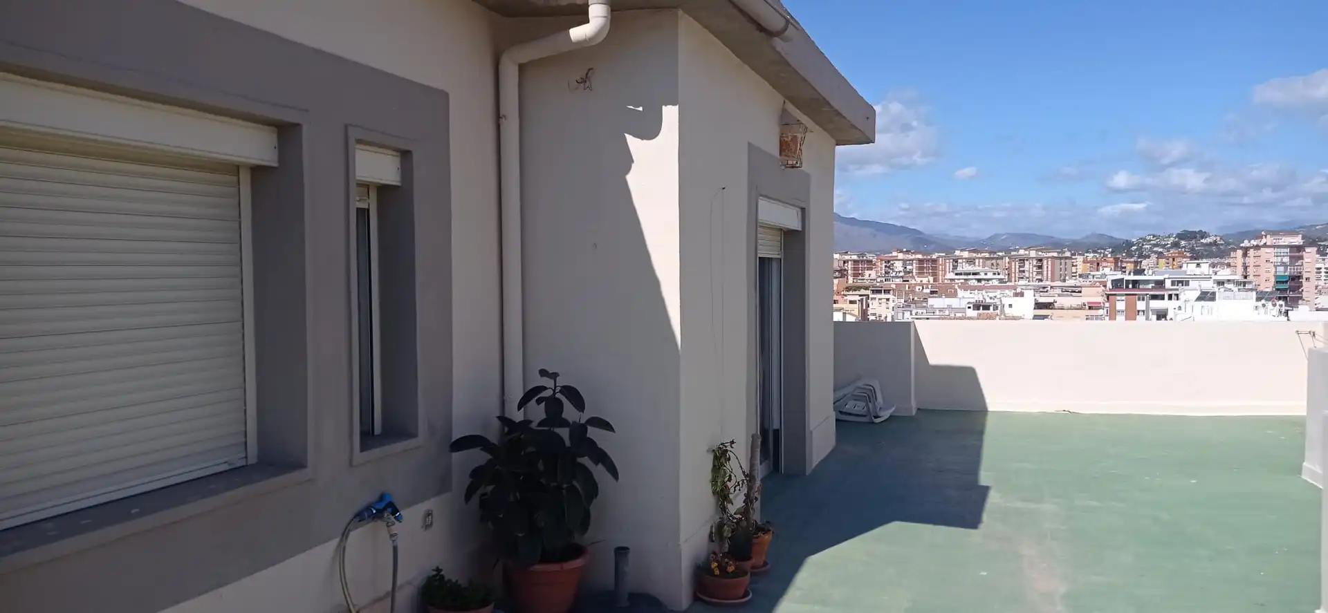 Vista exterior de Àtic en venda en Fuengirola amb Terrassa