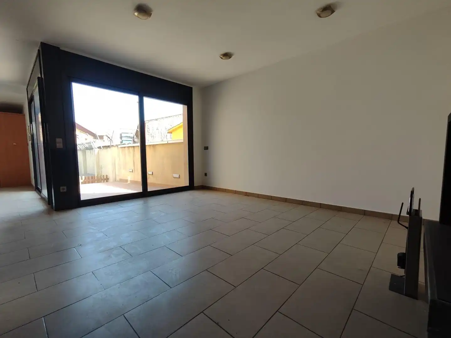 Sala de estar de Casa o chalet en venta en Montmeló con Calefacción, Jardín privado y Terraza