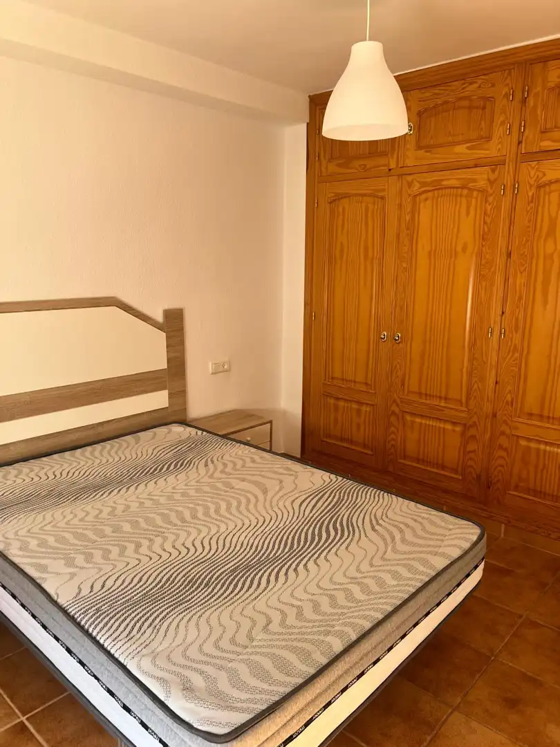 Schlafzimmer von Wohnung zur Miete in Ronda mit Möbliert