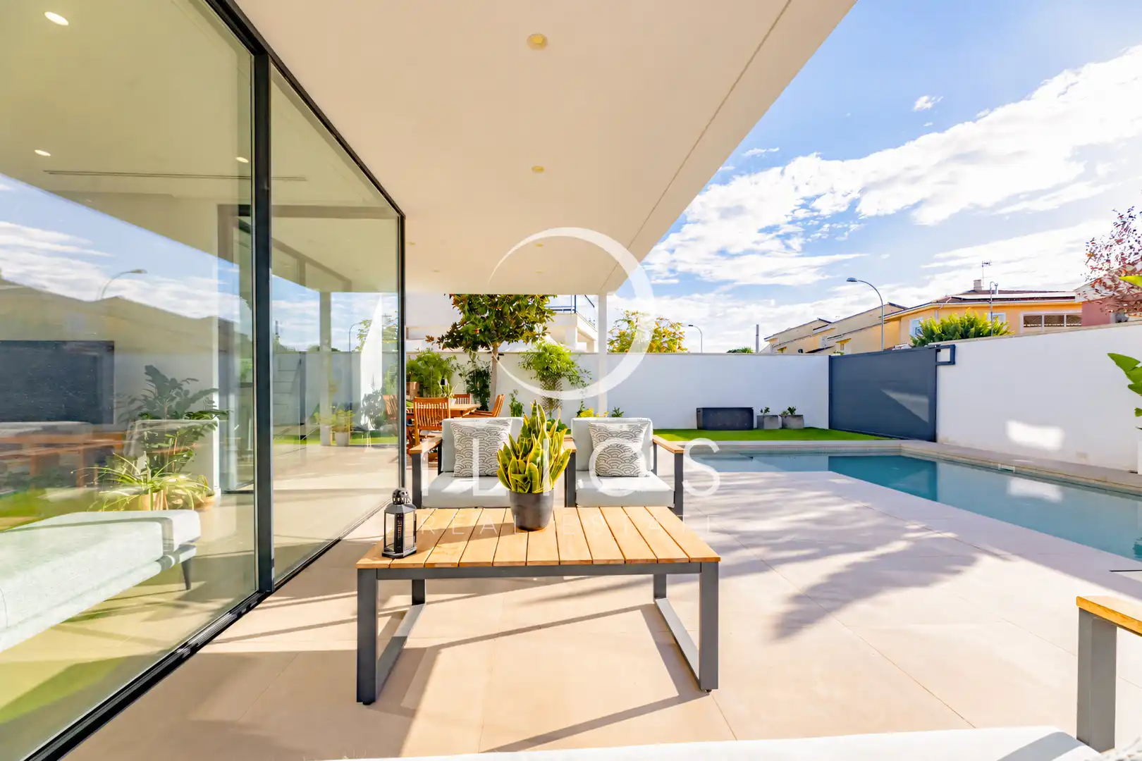 Detached house with terrace for sale in Montesol, imagen 4
