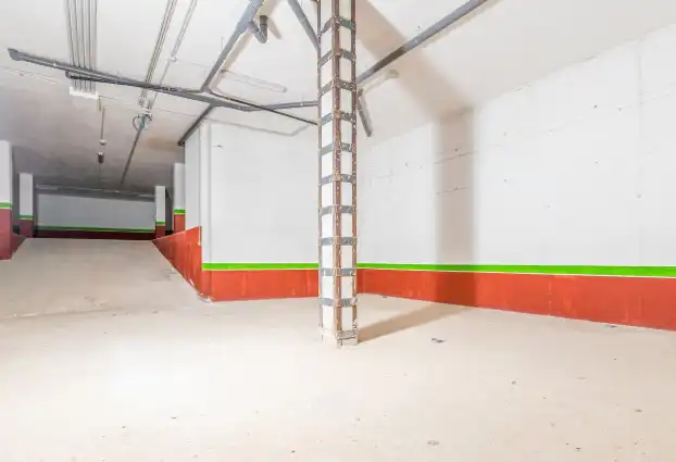 Garage zum Verkauf in Cantoria
