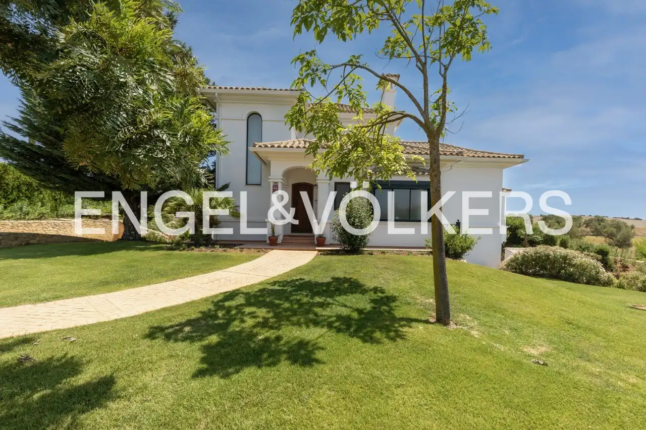 Vista exterior de Finca rústica en venda en Arcos de la Frontera amb Aire condicionat, Calefacció i Jardí privat