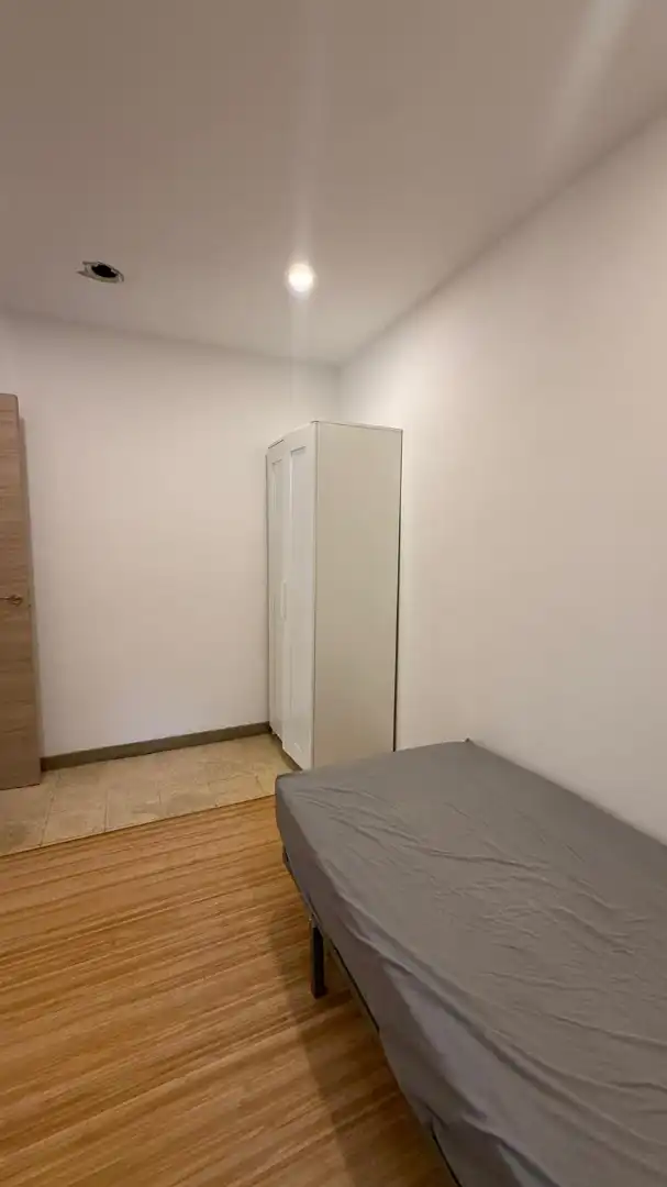 Dormitori de Casa adosada en venda en Barcelona
