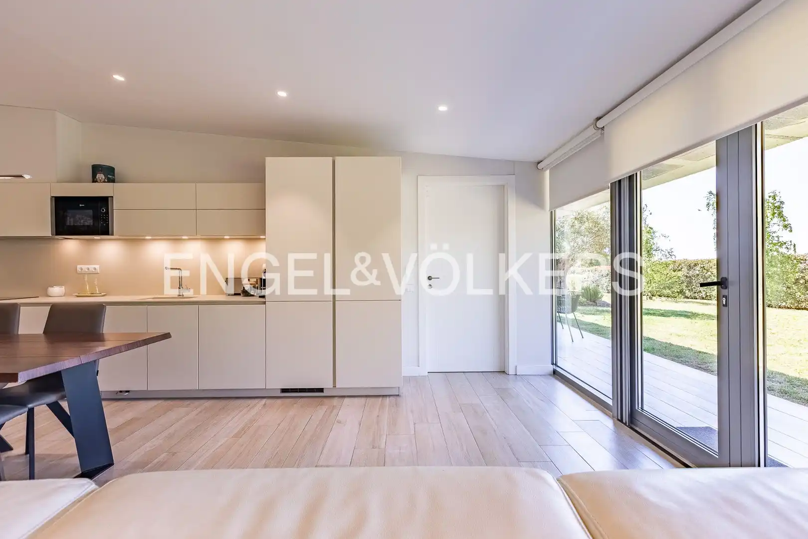 Sala d'estar de Casa o xalet en venda en Callús amb Calefacció, Jardí privat i Terrassa