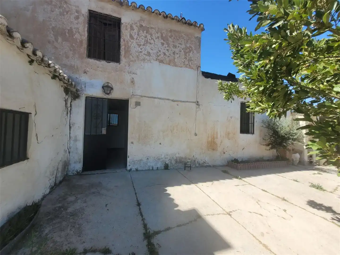 Vista exterior de Finca rústica en venda en Ronda amb Piscina