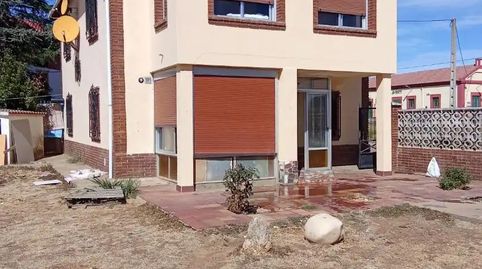 Foto 3 de Casa o xalet en venda a Calle Barrio de la Estación, 59, El Burgo Ranero , León