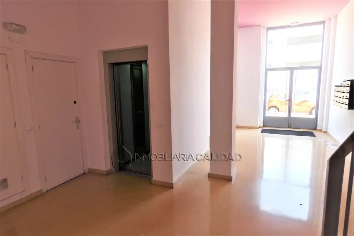 Flat for rent in Burgos  with Heating and Furnished