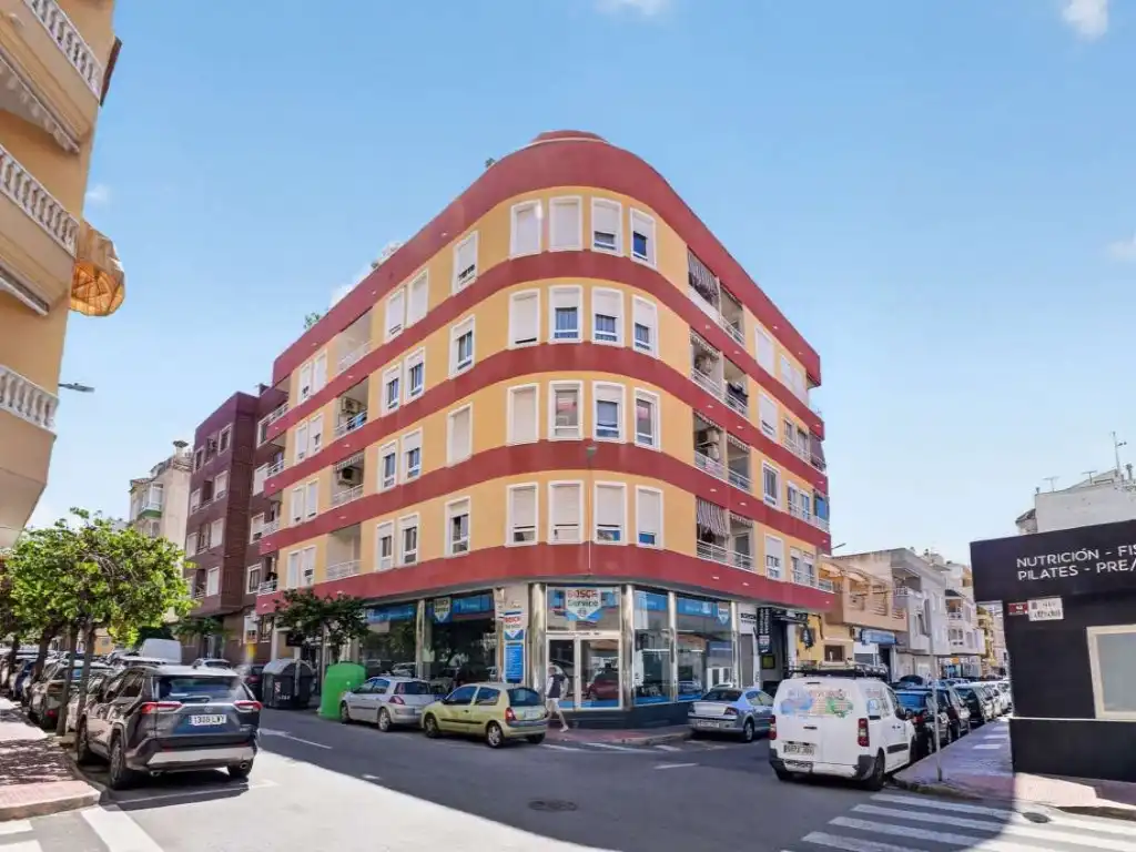 Apartamento con ascensor en venta en Calle Campoamor, imagen 25