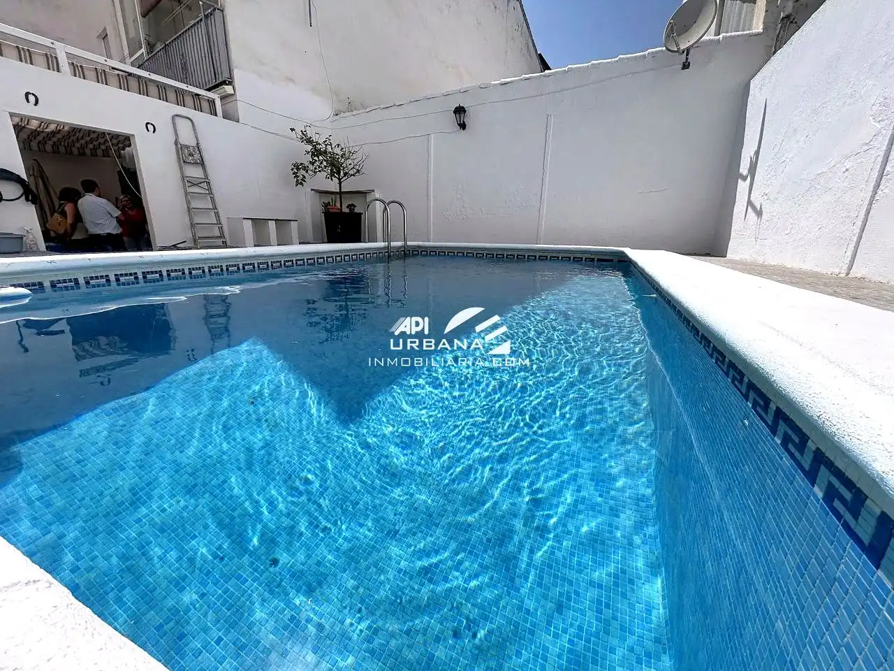 Swimming pool of Ground floor for sale in Lucena  with Storage room and Swimming Pool