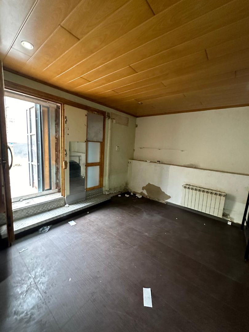 Loft for sale in  Barcelona Capital  with Air Conditioner, Internet and Alarm