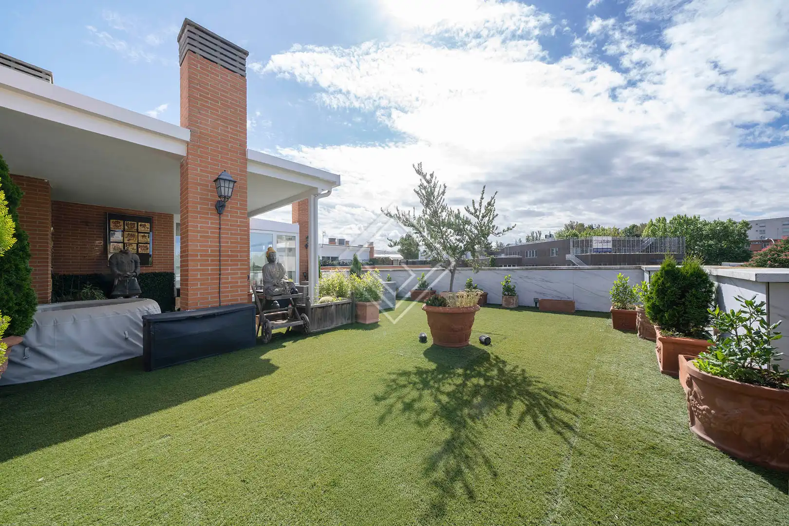 Terraza de Dúplex en venta en  Madrid Capital con Aire acondicionado, Trastero y Piscina comunitaria