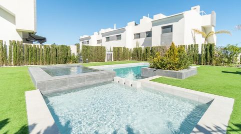 Foto 2 de Casa o chalet en venta en Calle Pego, Los Balcones - Los Altos, Torrevieja