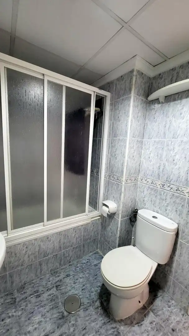 Bany de Apartament en venda en Benidorm