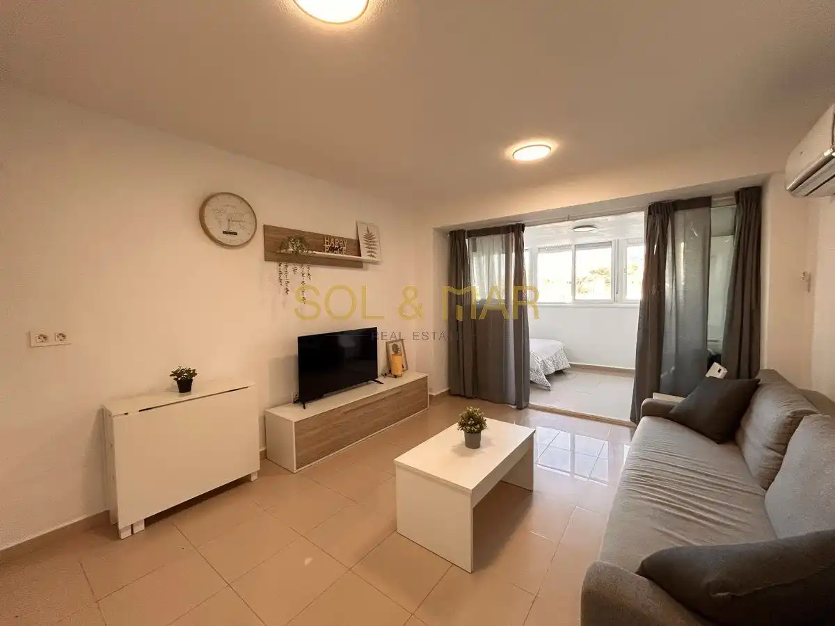 Living room of Apartments for sale in Benalmádena  with Air Conditioner, Heating and Furnished