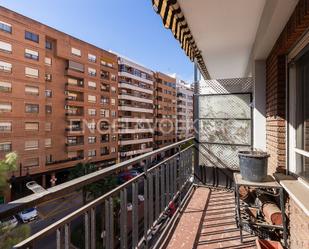 Exterior view of Apartment for sale in  Valencia Capital  with Balcony